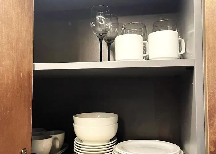 Myhouse Centre * פארנו